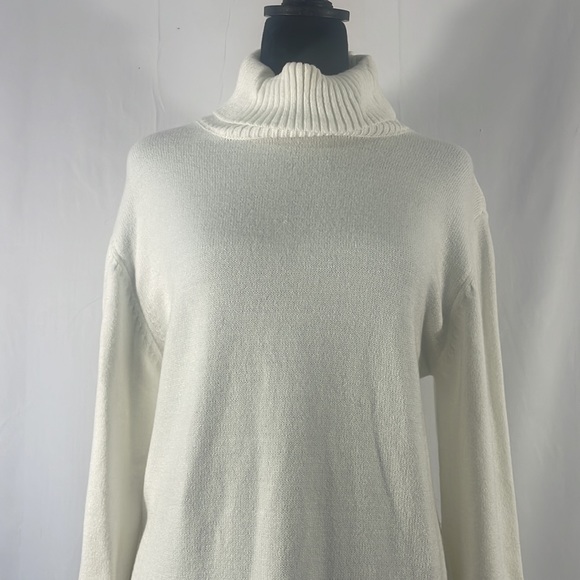 White Mid length white turtleneck sweater dress,Size XL - Picture 2 of 12
